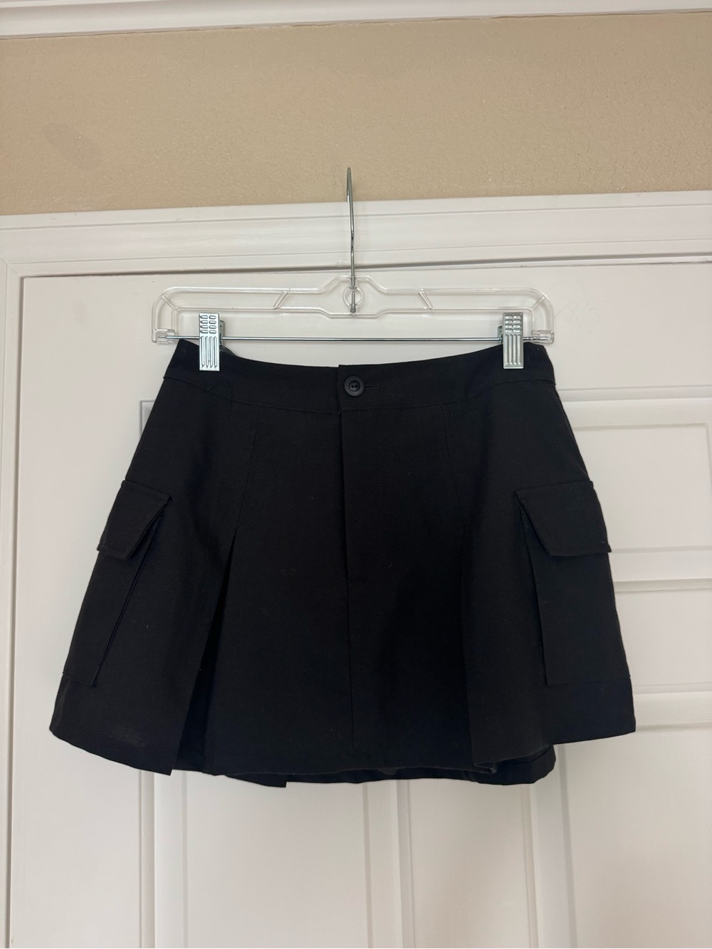 Black Cargo Skort